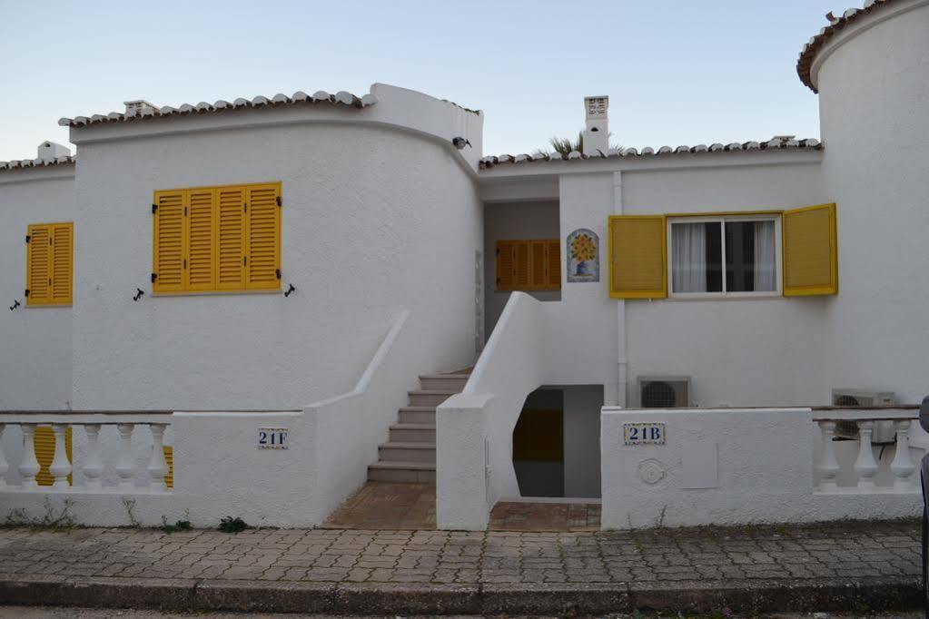 Waterside Village Apartments Praia Da Luz Exterior photo